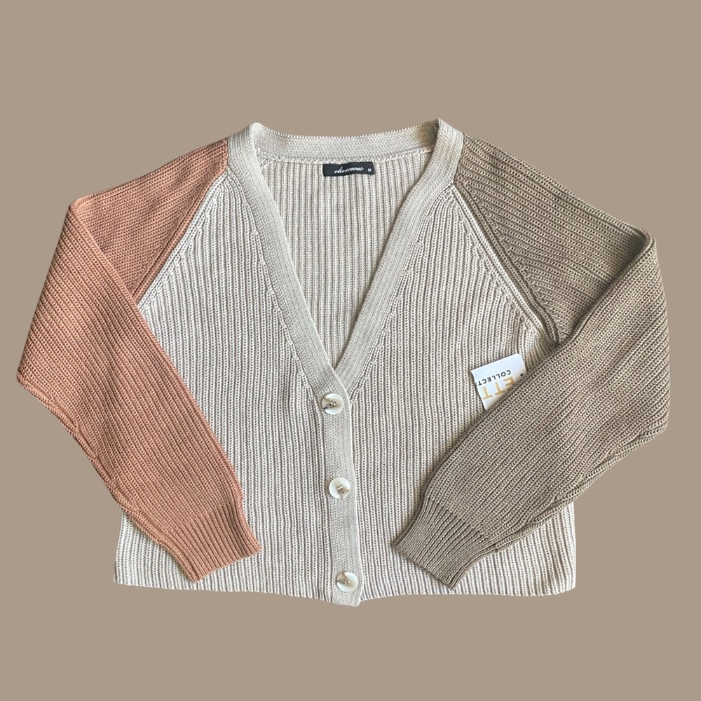 RIBBED BUTTON-UP CARDIGAN BY OLIVACEOUS / SIZE M / NEW WITH TAGS
